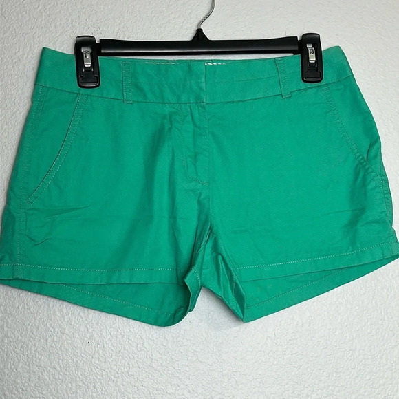 J Crew 100% Cotton Chino Broken In Green Shorts 3” Womens Size 0 - Picture 1 of 8
